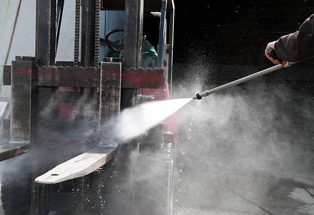 Best Driveway Pressure Washing  in Brookfield, NJ